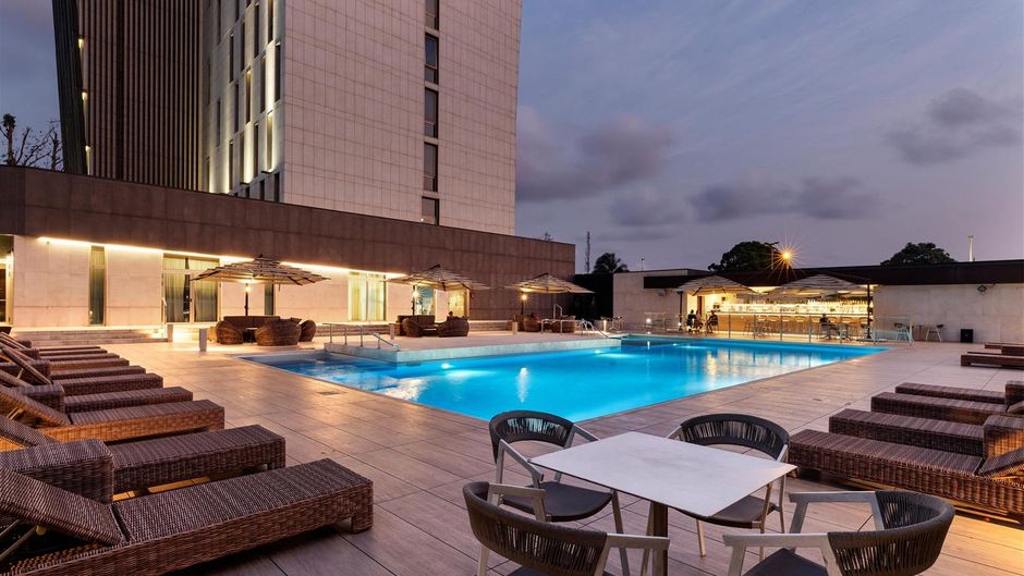 Doubletree by Hilton Pointe-Noire Pool