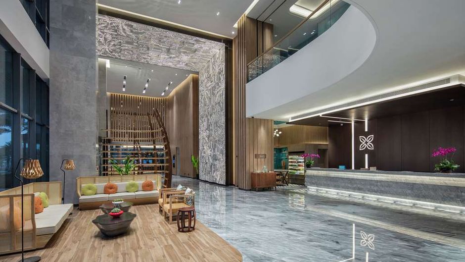 Hilton Garden Inn Sanya Lobby