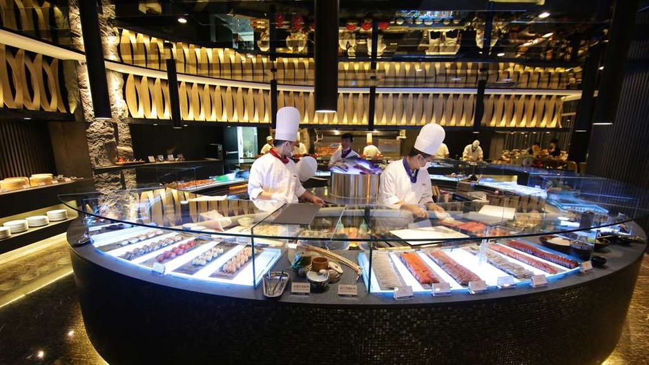 Queena Plaza Hotel Restaurant