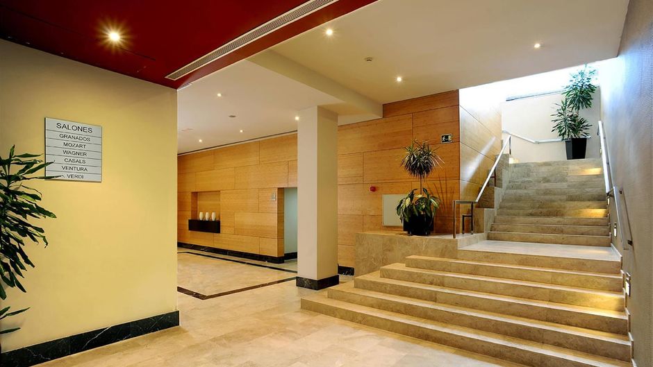 Sercotel Ciutat de Montcada Lobby