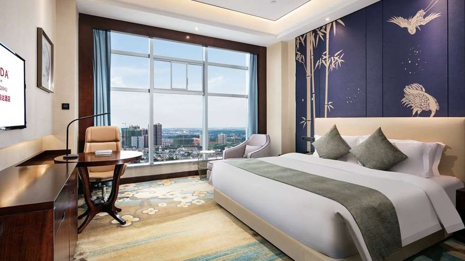 Ramada by Wyndham Wuhan Dongxihu Room