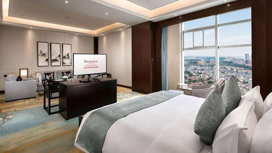 Ramada by Wyndham Wuhan Dongxihu Suite
