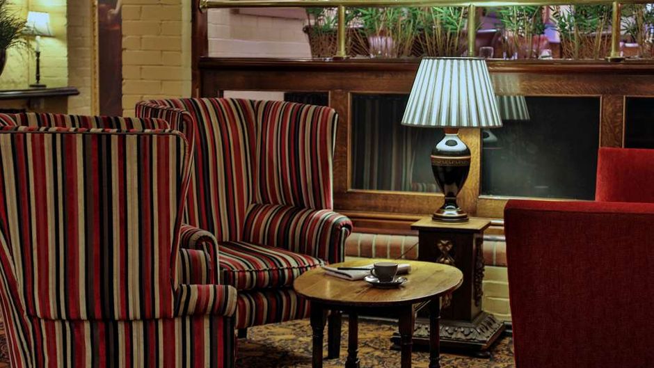 The Bull Hotel, Sure Collection by BW Lobby