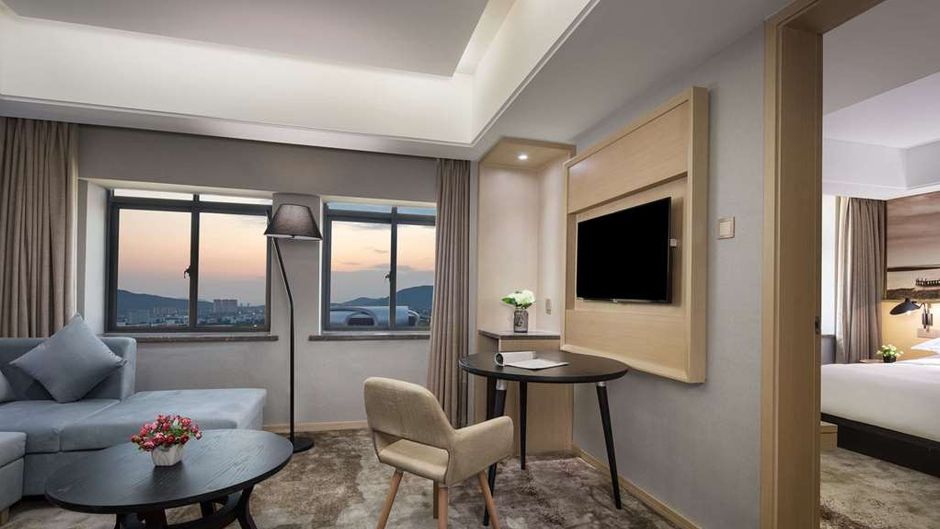 Ramada Encore Wyndham Huzhou Suite