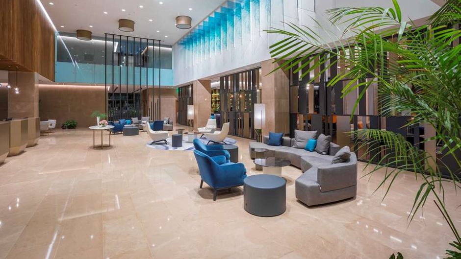 Radisson Blu Hotel Larnaca Lobby