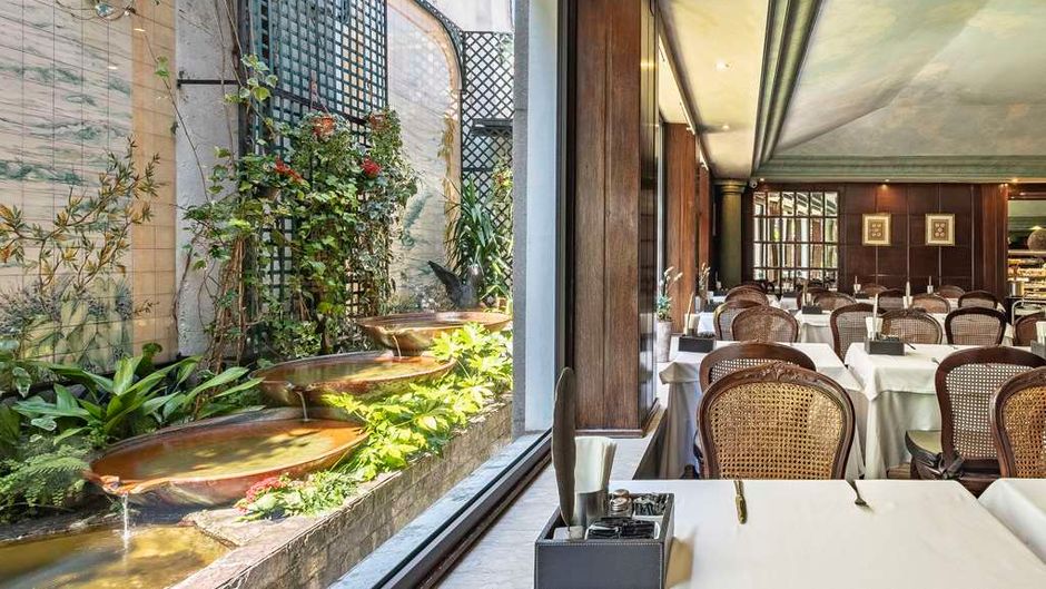 Lisboa Plaza Hotel Restaurant