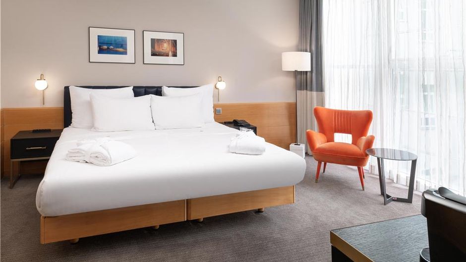 K+K Hotel Fenix Room