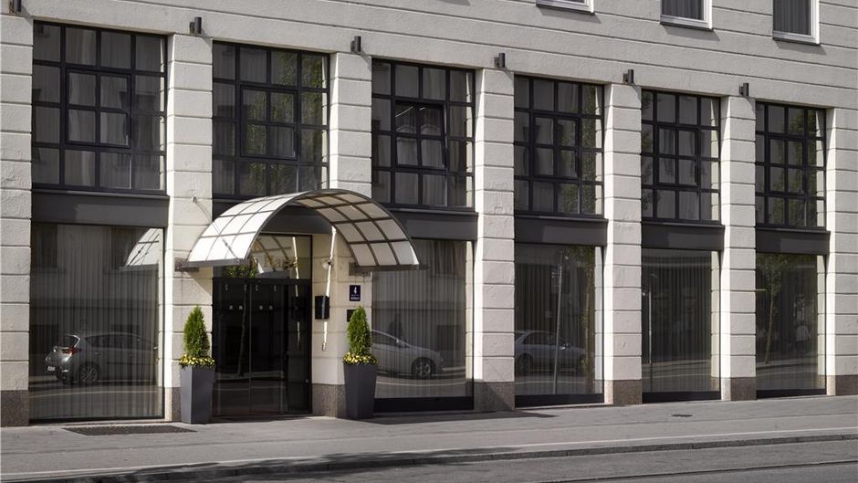 K+K Hotel am Harras Exterior