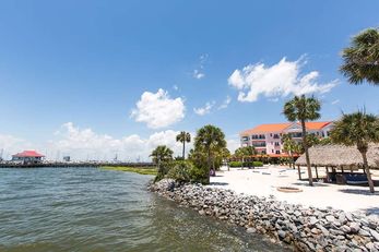 Charleston Harborside Resort & Marina