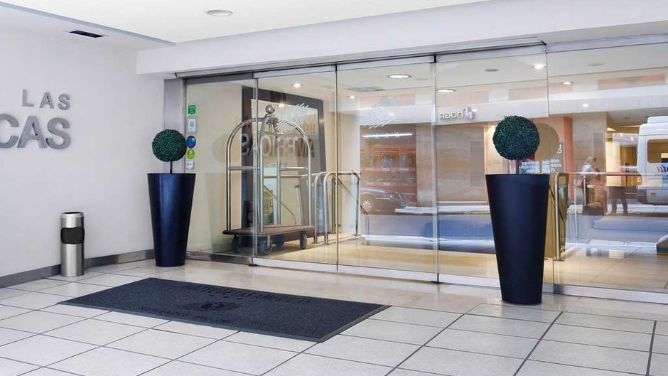 Cyan Hotel de las Americas Lobby