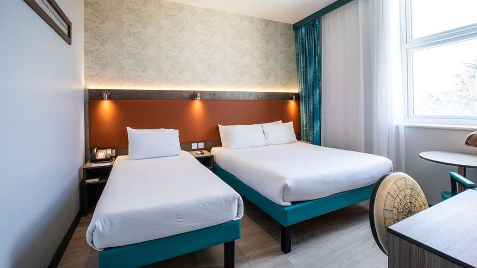 Best Western London Queens Crystal Palac Room
