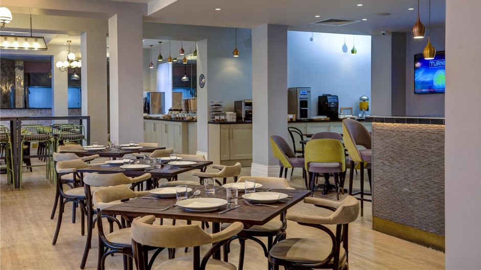Best Western London Queens Crystal Palac Restaurant