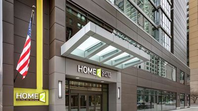 Home2 Suites by Hilton River North