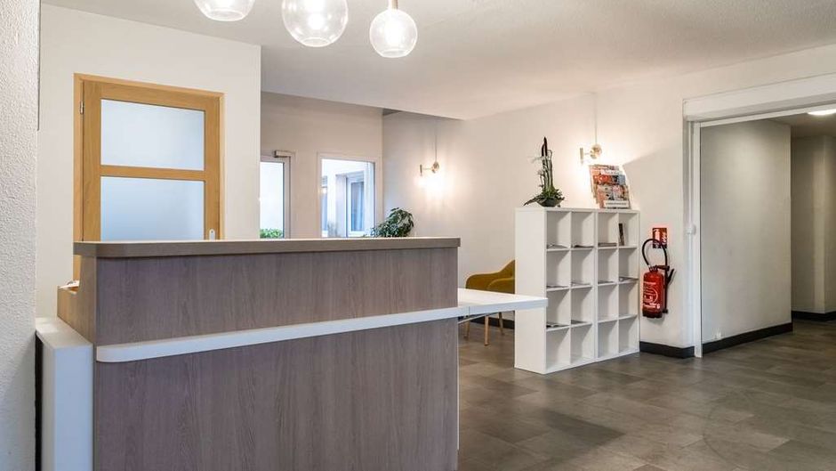 Comfort Hotel Lille Lomme Lobby