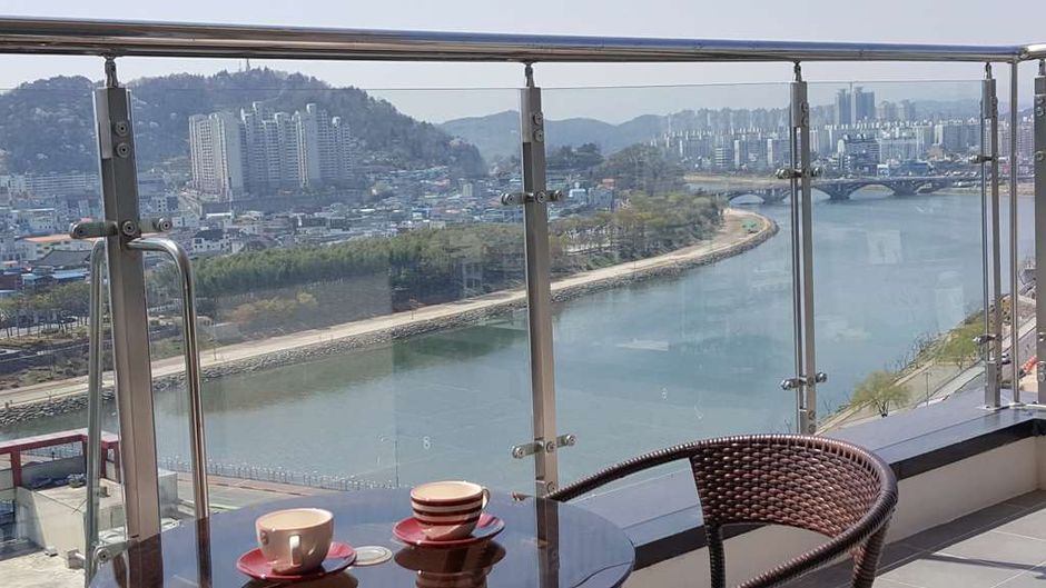 Golden Tulip Essential Namgang Exterior
