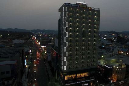 Golden Tulip Essential Namgang