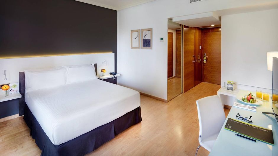 Sercotel Gran Hotel Zurbaran Room