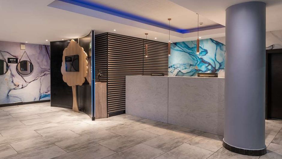 Park Inn by Radisson Serviced Apartments Lobby