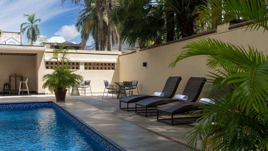 Park Inn by Radisson Serviced Apartments Pool