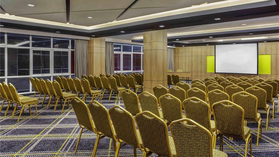 Ibis Styles Bekasi Jatibening Meeting
