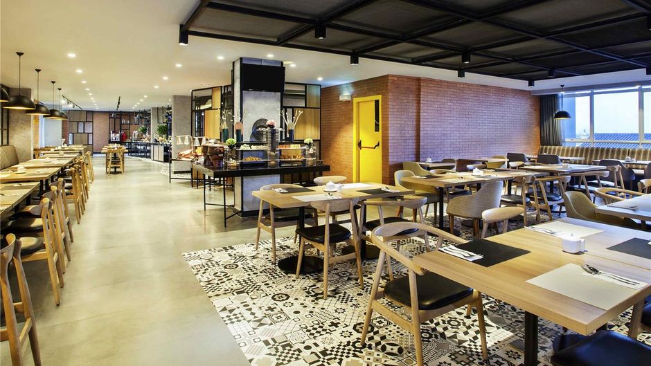 Ibis Styles Bekasi Jatibening Restaurant