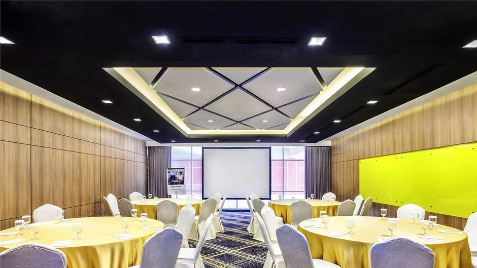 Ibis Styles Bekasi Jatibening Meeting