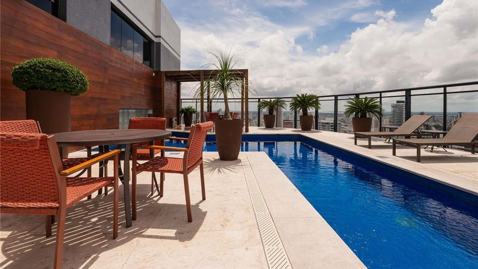 Mercure Belem Boulevard Pool