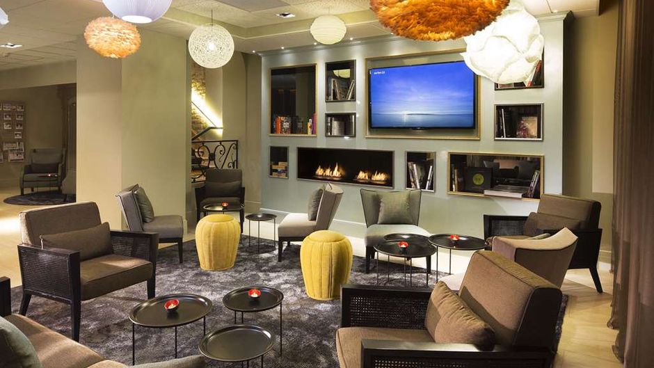 Hotel Oceania Le Jura Dijon Lobby
