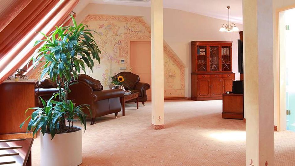 Lakeside Burghotel Suite