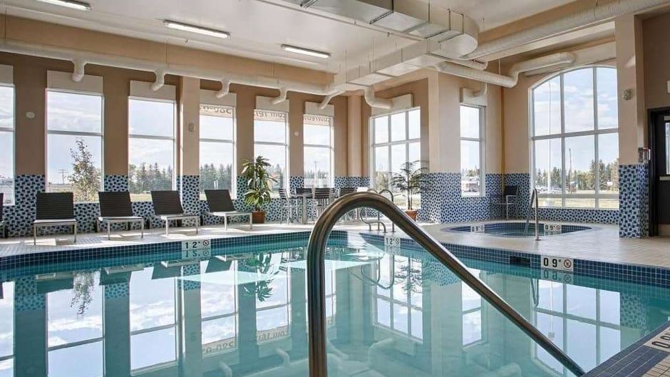 Days Inn by Wyndham Redwater Pool
