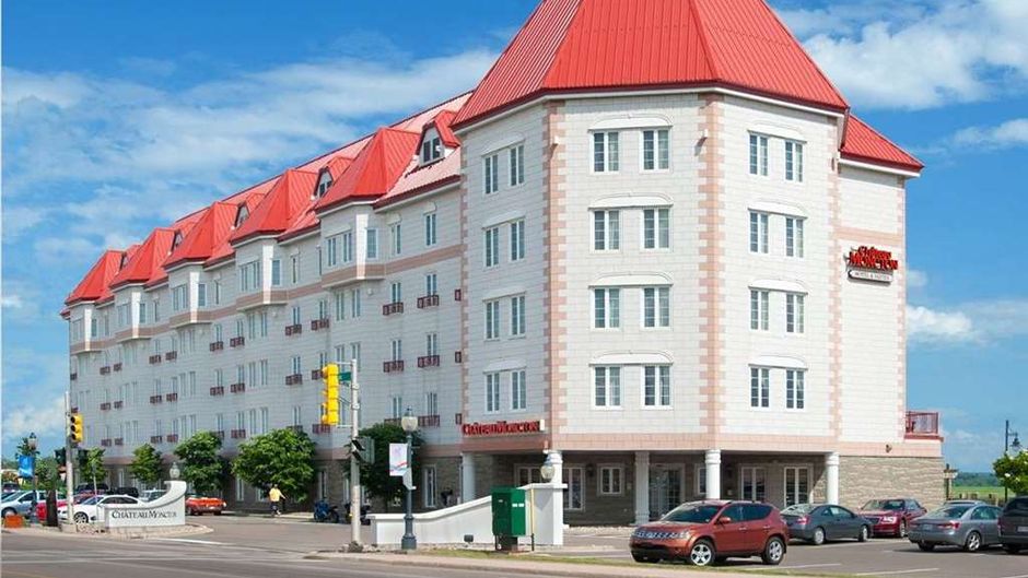 Chateau Moncton, a Trademark Hotel Exterior