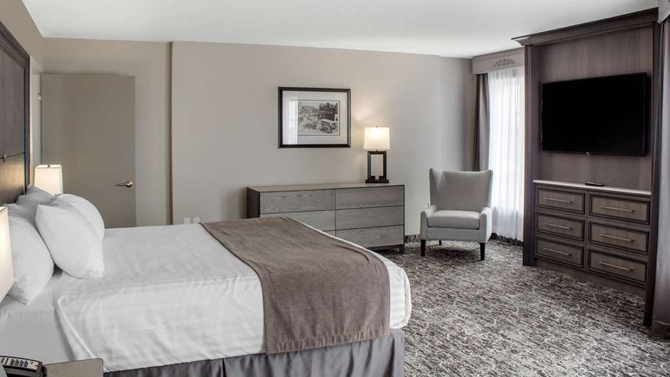 Chateau Moncton, a Trademark Hotel Room