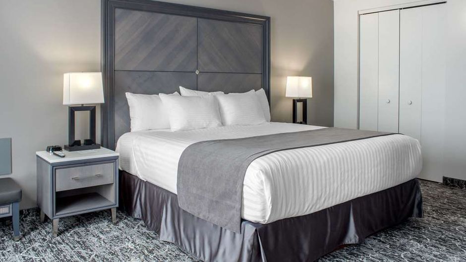 Chateau Moncton, a Trademark Hotel Room