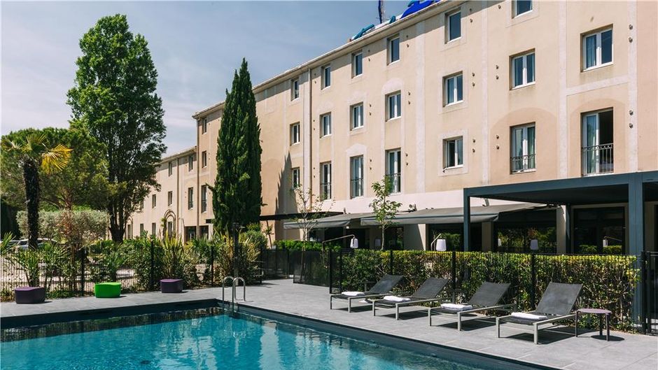 Hotel Escale Oceania Aix-en-Provence Pool