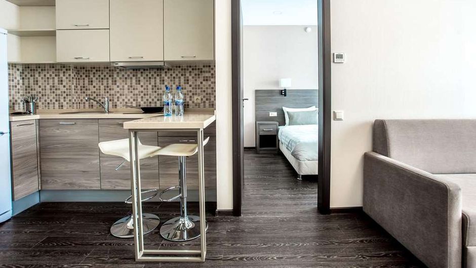 Ramada Hotel/Suites Novosibirsk Zhukovka Suite