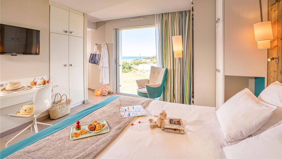 Hotel de la Baie Room