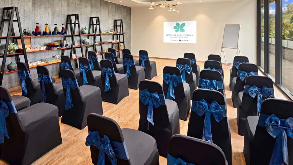 Premier Residences Phu Quoc Emerald Bay Meeting