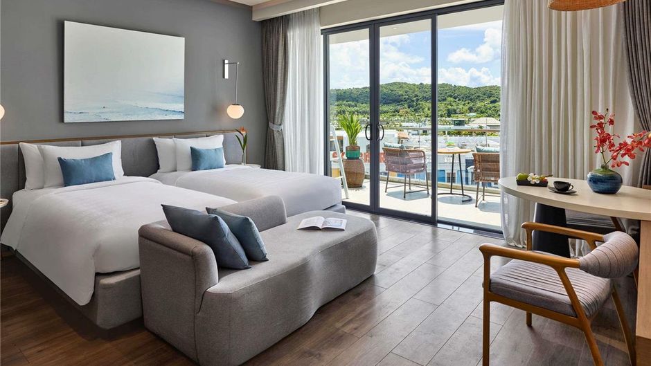 Premier Residences Phu Quoc Emerald Bay Room