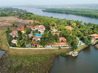 Mercure Goa Devaaya Retreat