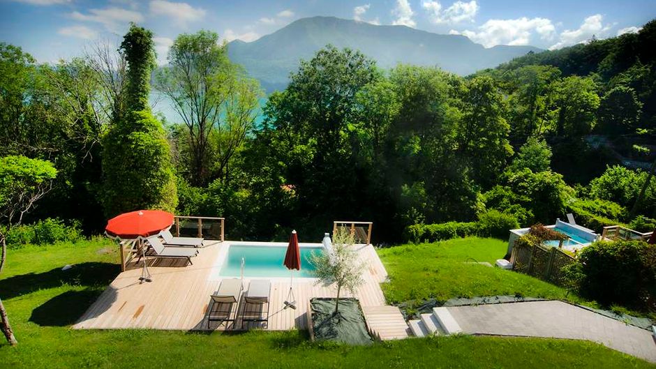 Les Tresoms Lake and Spa Resort Annecy Pool