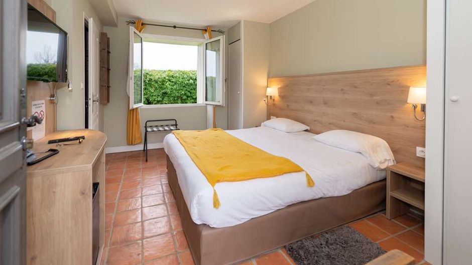 Hotel du Golf Parc Robert Hersant Room
