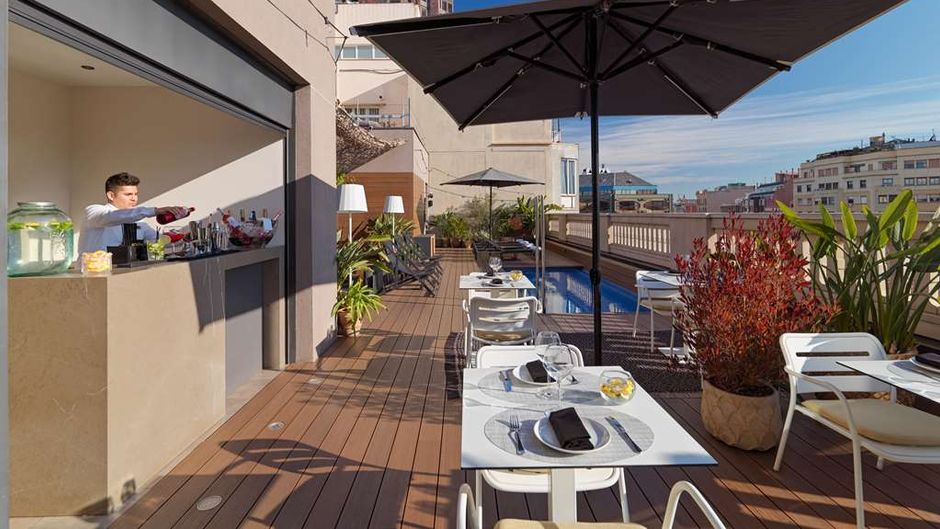 H10 Urquinaona Plaza Pool