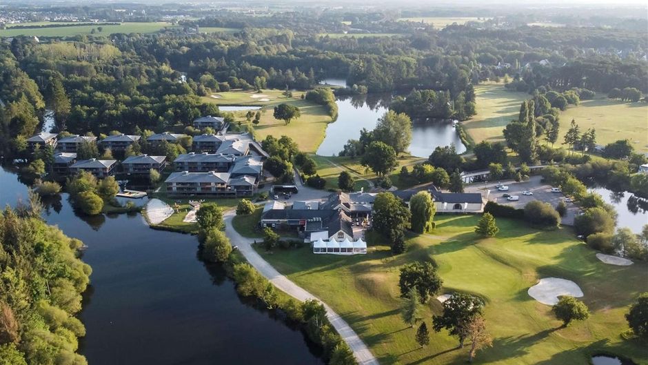 Domaine de Cice-Blossac Golf Resort/Spa Exterior