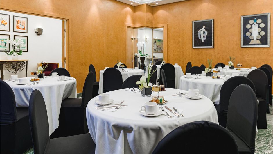 Le Patio Bastille Restaurant