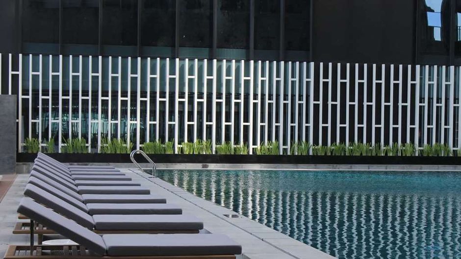Wyndham Grand Yangon Hotel Pool