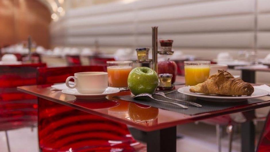 Le Bon Hotel Restaurant