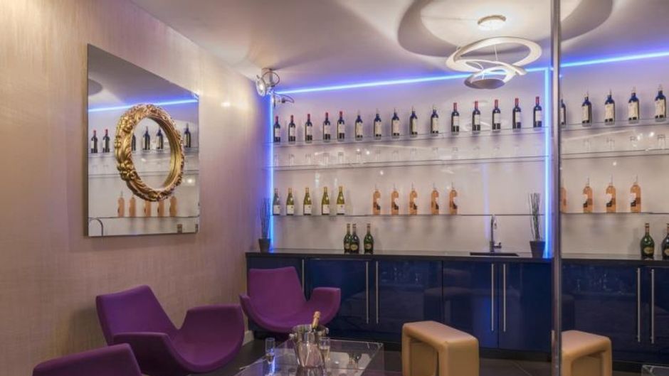 Le Bon Hotel Meeting