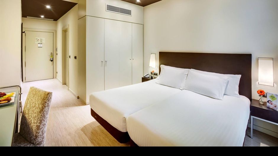 Sercotel Boulevard Vitoria Hotel Room