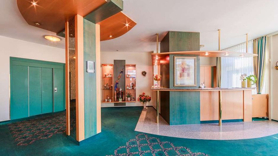 PLAZA Blankenburg Ditzingen, Sure Hotel Lobby