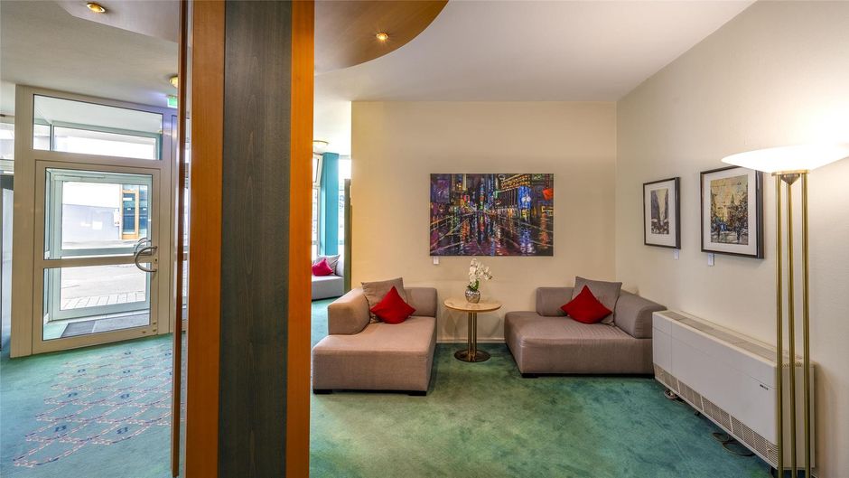 PLAZA Blankenburg Ditzingen, Sure Hotel Lobby